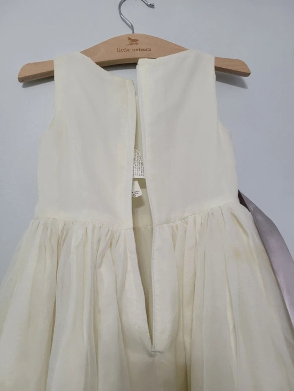 Sweet Beginnings Flower Girl Dress Size 8 Ivory‎ Off White w/ Gray Sash
